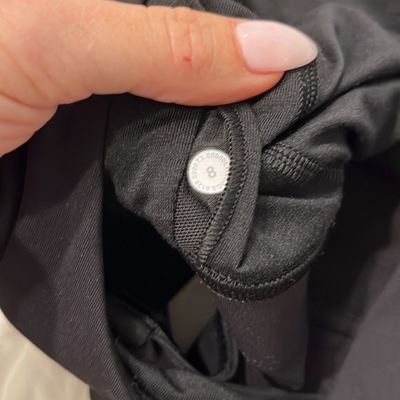 Lululemon energy black high neck, long line tough sports bra - Picture 3 of 3